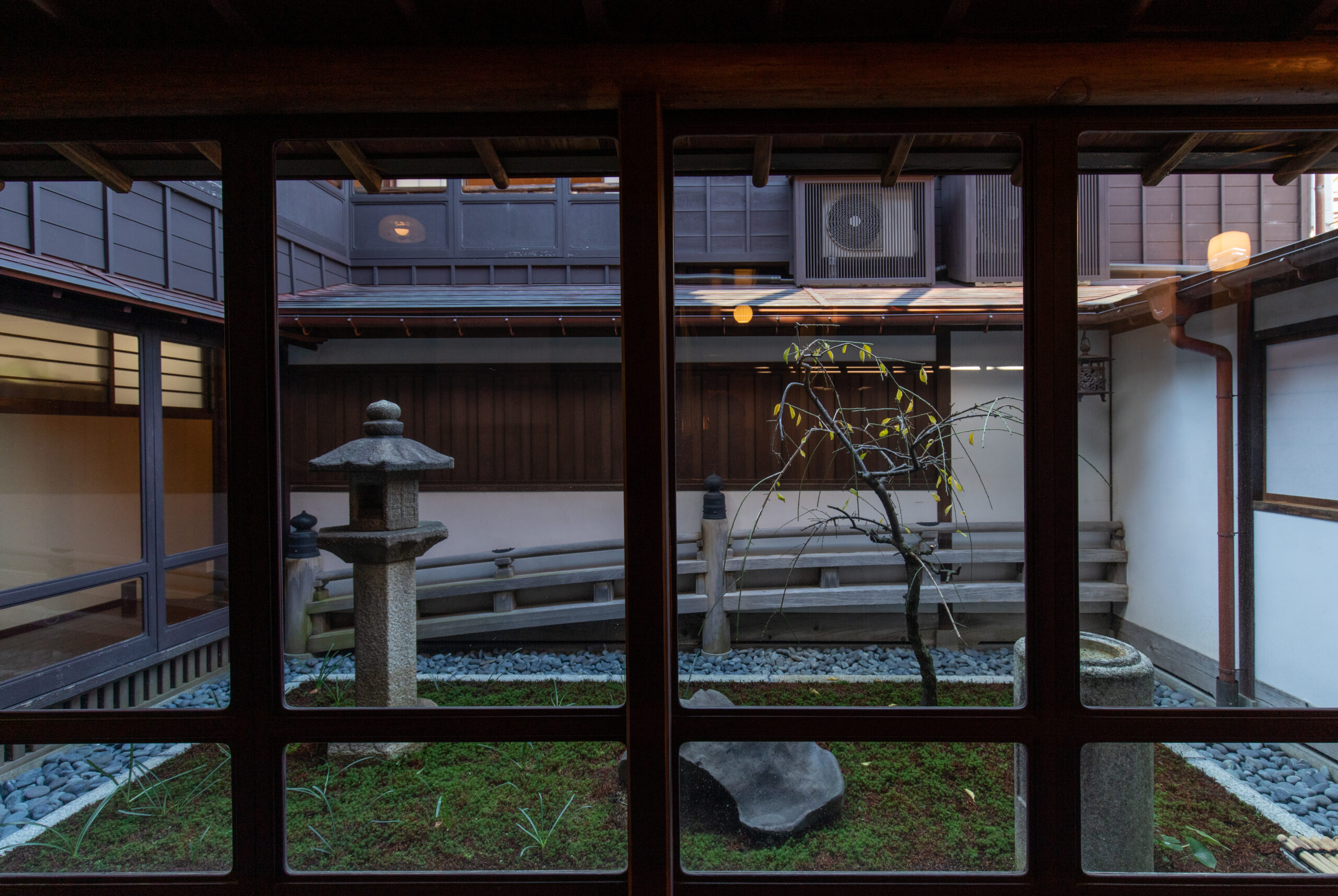 家元様 店舗の撮影 (ひがし茶屋街 懐華樓)